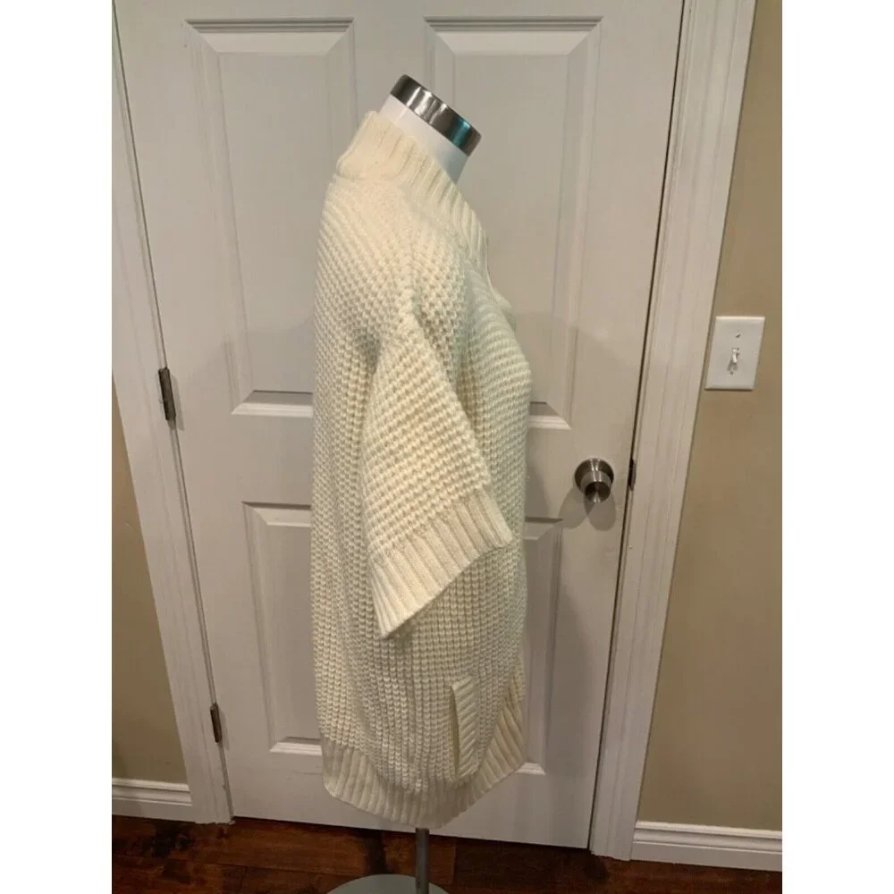 Michael Kors White Chunky Knit Short Sleeve Gold Buckle Cardigan, Size Large